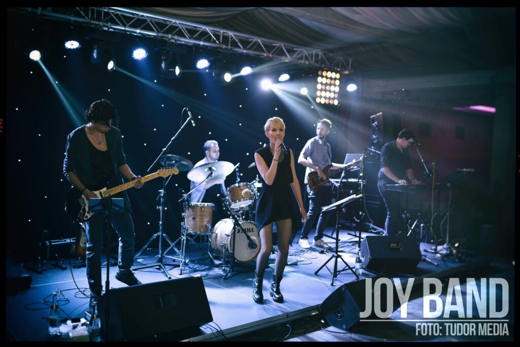 Joy Band -Trupa Cover — fotografie 2
